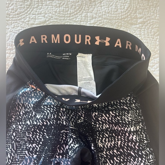 Under Armour Compression Pants. Size Medium - Picture 2 of 8